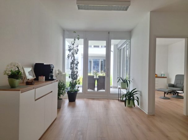 Blick aus dem Wartebereich Ausblick